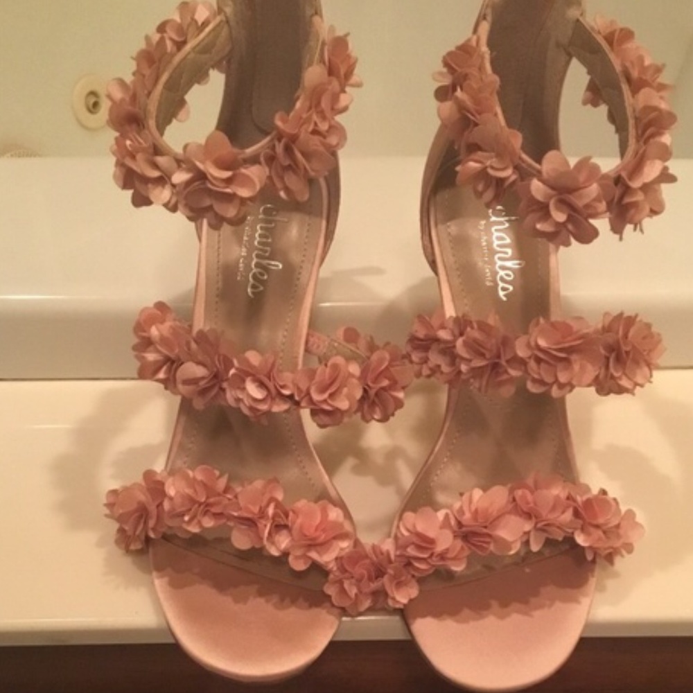 NWOT floral high heel sandals